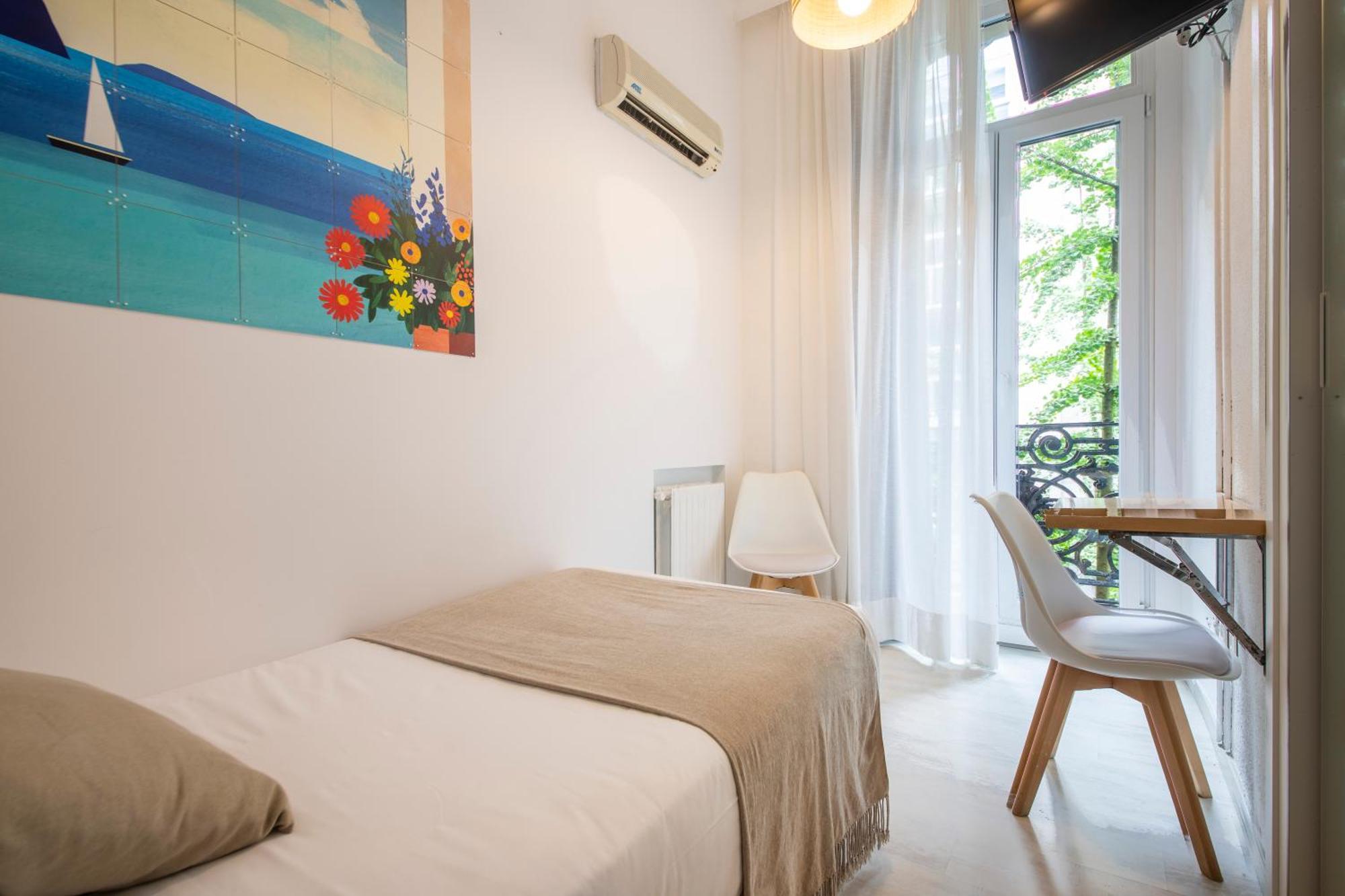 Pension Donostiarra San Sebastián Esterno foto